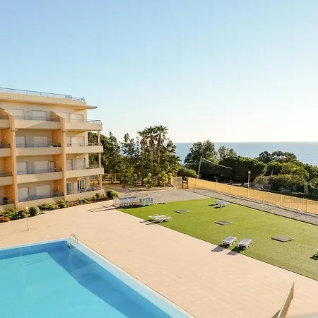 Seaview And Pool D22 Apartmán